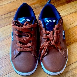 Boys brown shoe/dress show great for everyday or an occasion.